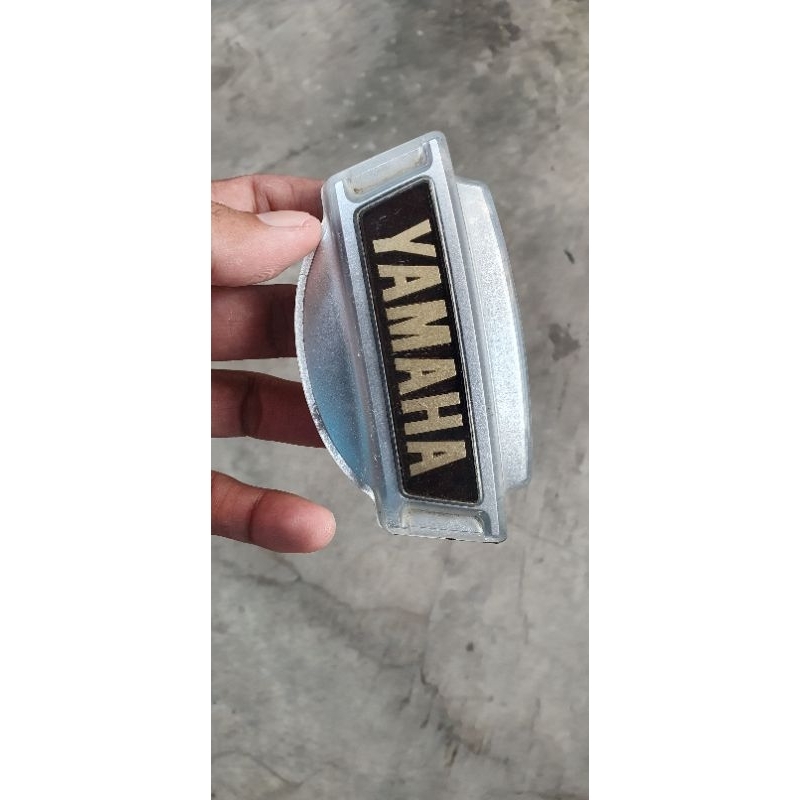 emblem dasi yamaha vega r lama