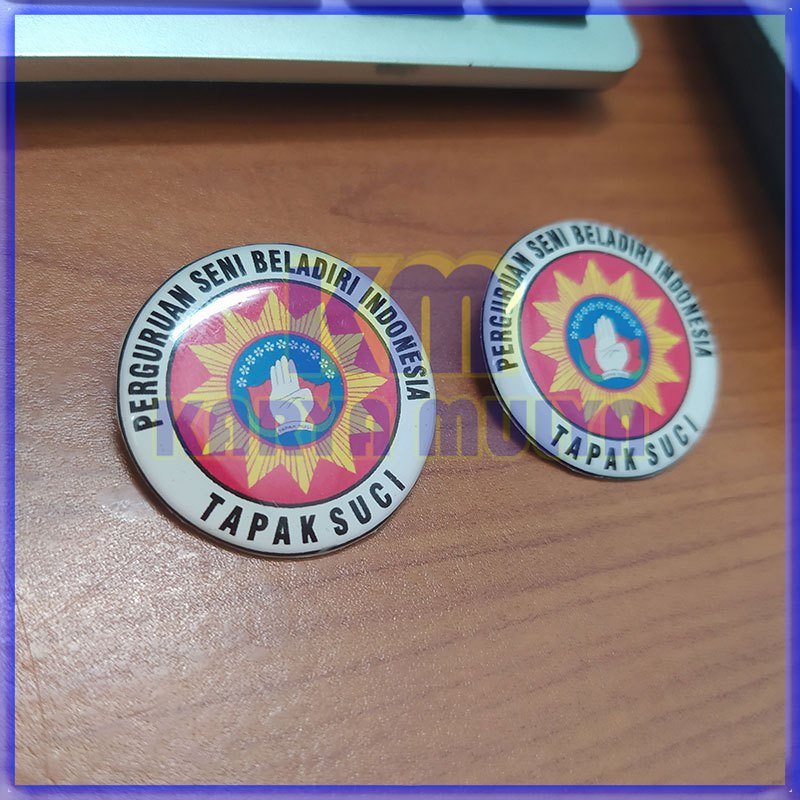 Pin Bros Logo Tapak Suci Tapak Suci Model Bulat Pin Tapak Suci Bros Magnet Peniti - Karya Mulya