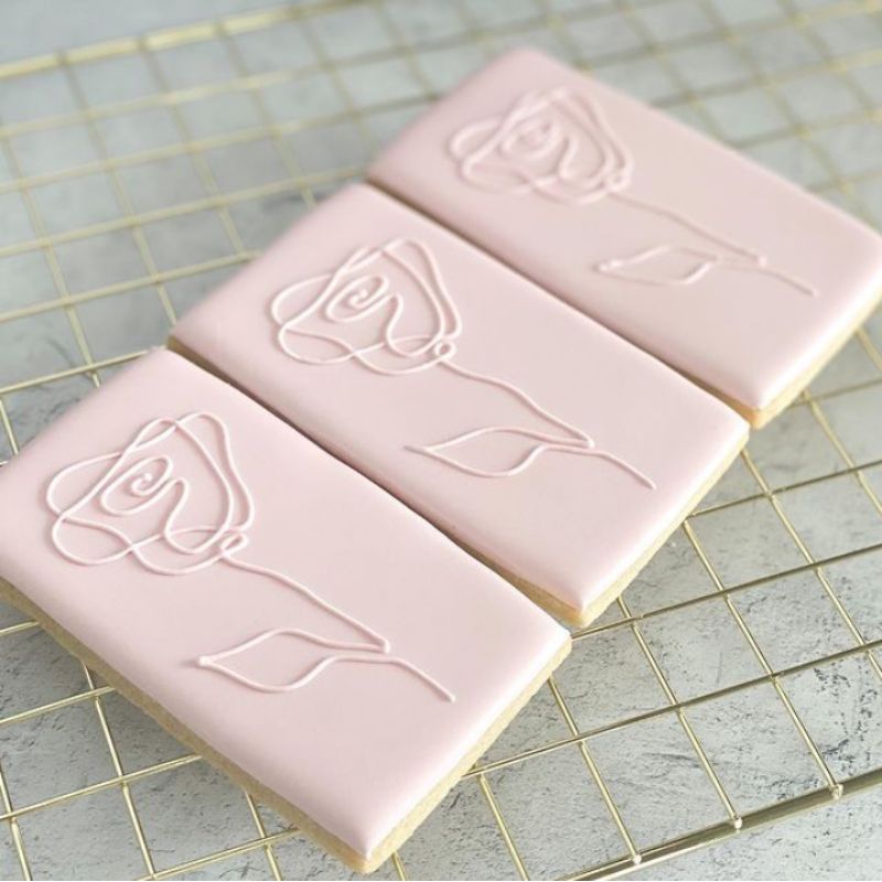 

Lineart Emboss Royal Icing Cookies 10 pcs custom