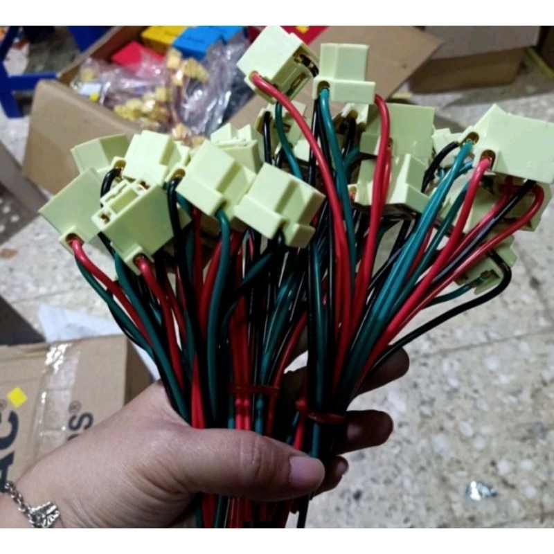 soket h4 halogen carshow