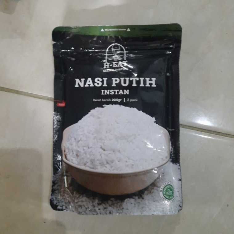 

Khusus hari ini heat nasi putih instan 3 porsi 2gr