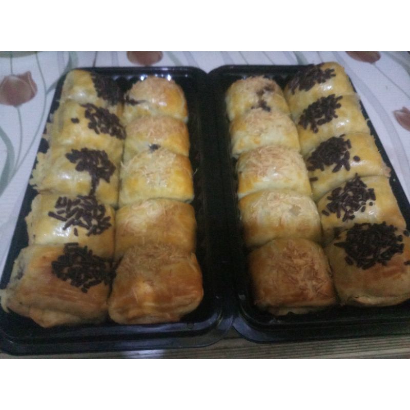 

BOLEN PISANG COKLAT LUMER