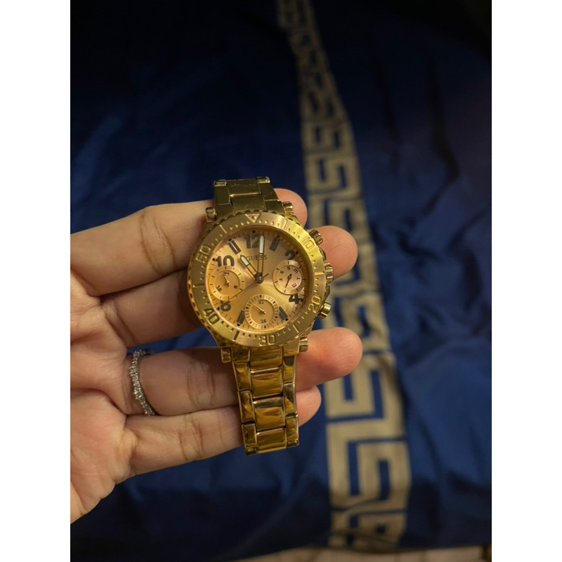 Preloved Jam Tangan GUESS