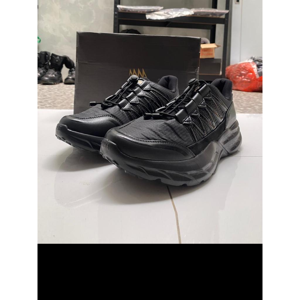 SEPATU EXDUMA SUPER BLACK Sepatu Exduma runing