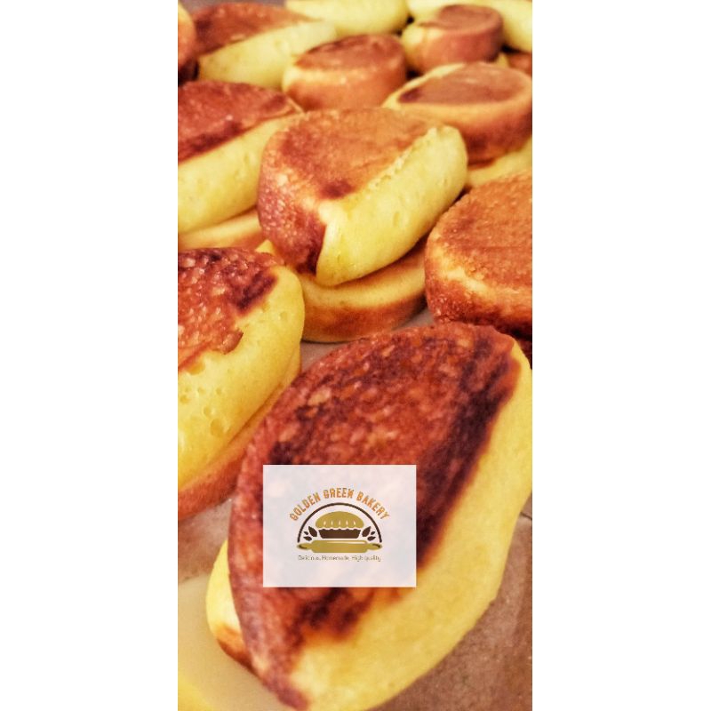 

kue pukis premium isi 5 pcs / kue pukis / pukis miring / pukis jepit / kue jadul / kue frozen / frozen food/ cake premium / pukis premium/ kue lezat / frozen food murah/ roti enak /aneka kue/ aneka frozen / aneka makanan/pukis