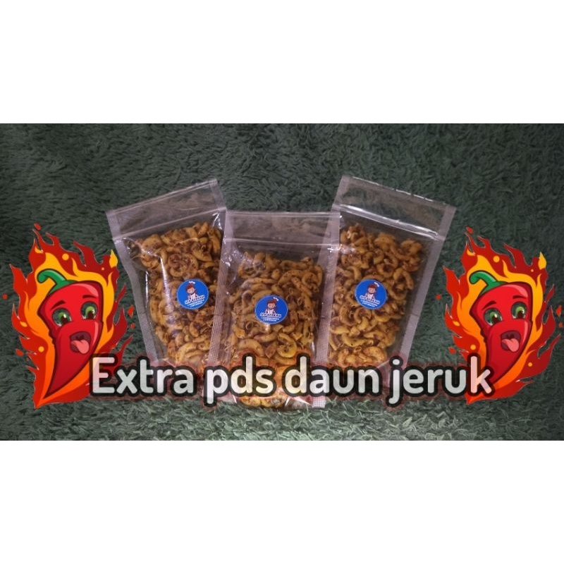 

Makaroni pedas daun jeruk 100gram daun jeruk tidak pelit !!!
