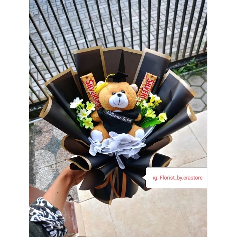 Buket boneka wisuda// buket wisuda murah // buket boneka wisuda beruang