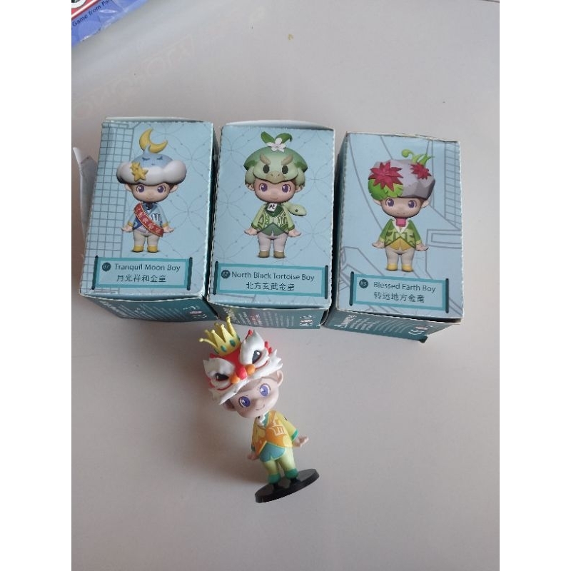 Blind box figure. popmart
