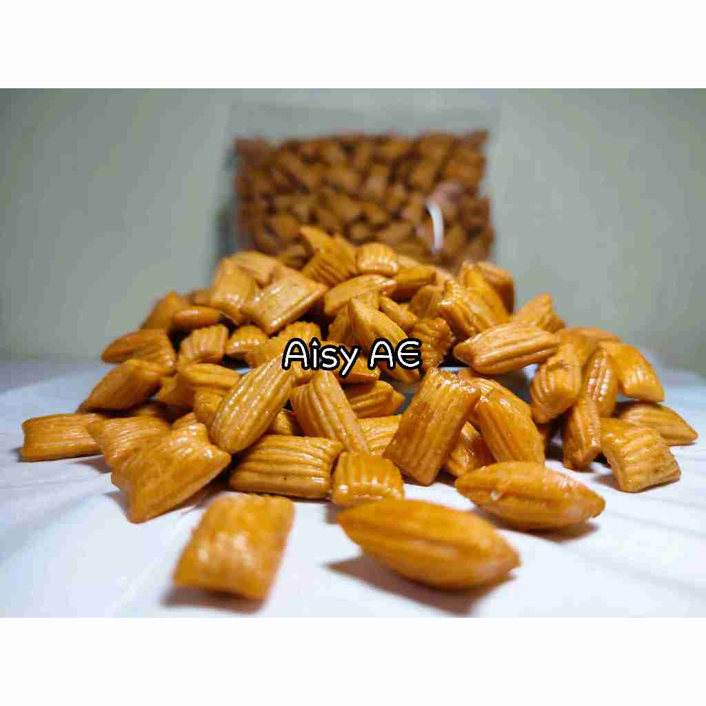 

Pangpang / Kue Bantal / Pangpang Manis / Snack Bantal Renyah