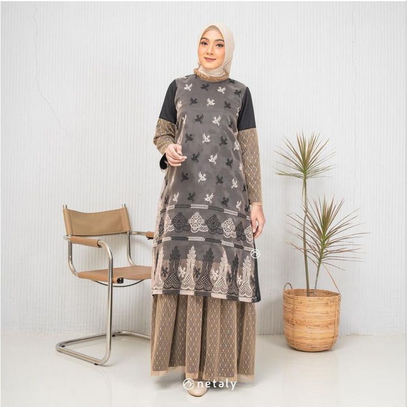 haila dress by netaly
