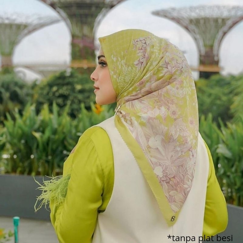 Segiempat Motif ala Button Buttonscarves Segi Empat Hijab Motif Button Scarf