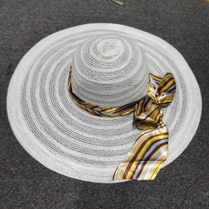 Topi Wanita Topi Pantai Lebar Anti Uv Topi Fashion Wanita Putih Topi Umroh