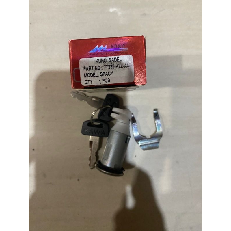 Kunci Jok Sadel Jok Spacy/Spacy F1