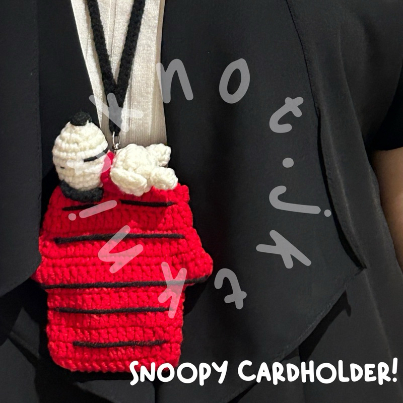 

Snoopy Cardholder Crochet + Lanyard