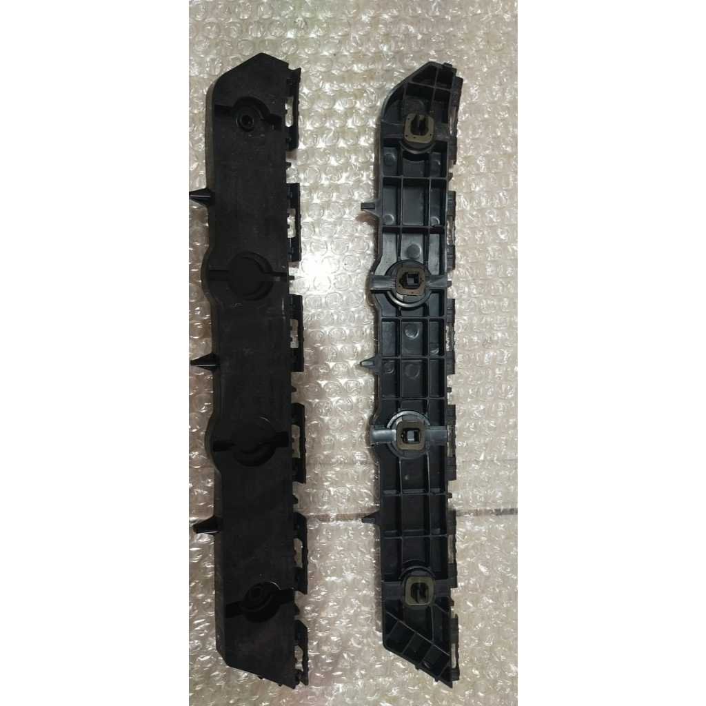 breket bemper belakang calya sigra original
