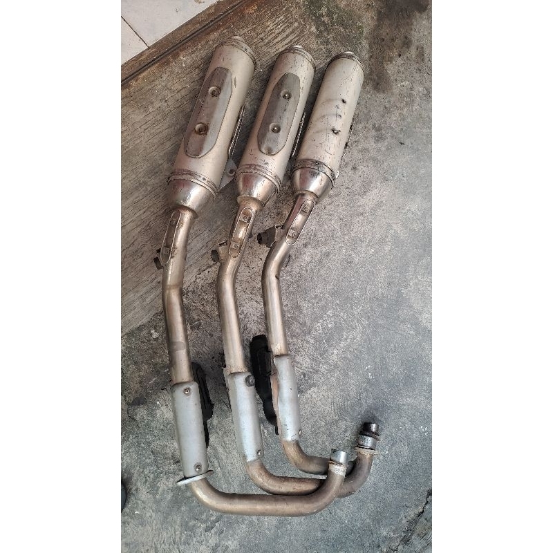 knalpot pulsar 220 dan 200