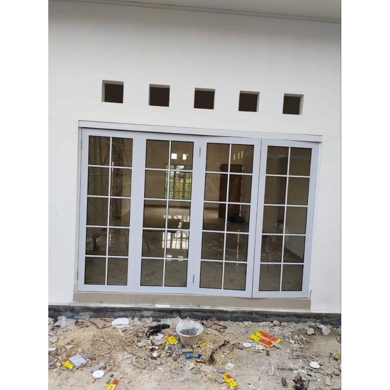 Pintu Kaca Lipat Almunium