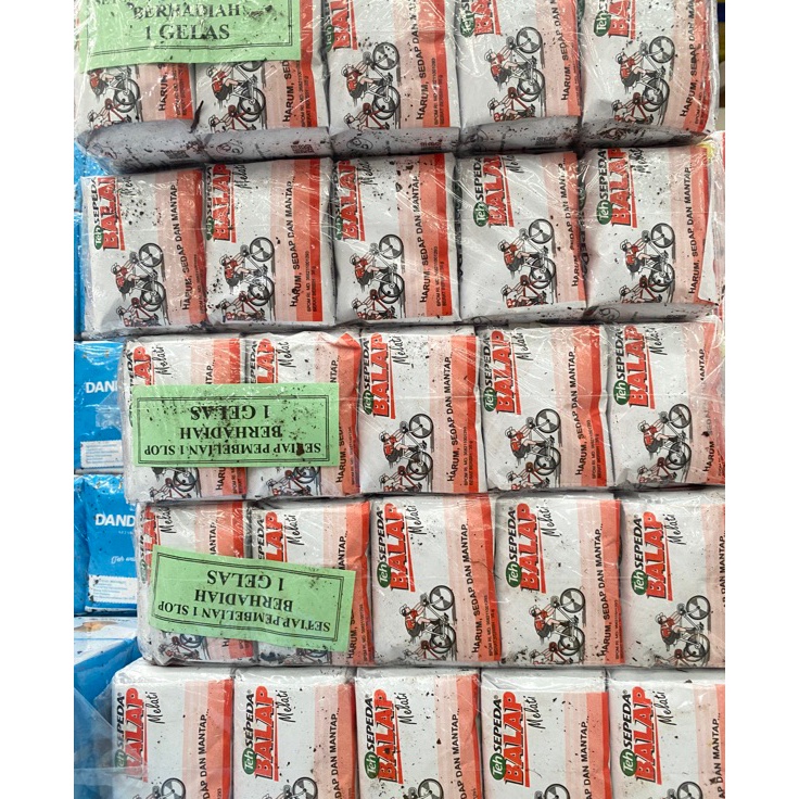 

Pesan aja Teh Balap orange 1 slop isi 1 tanpa hadiah gelas