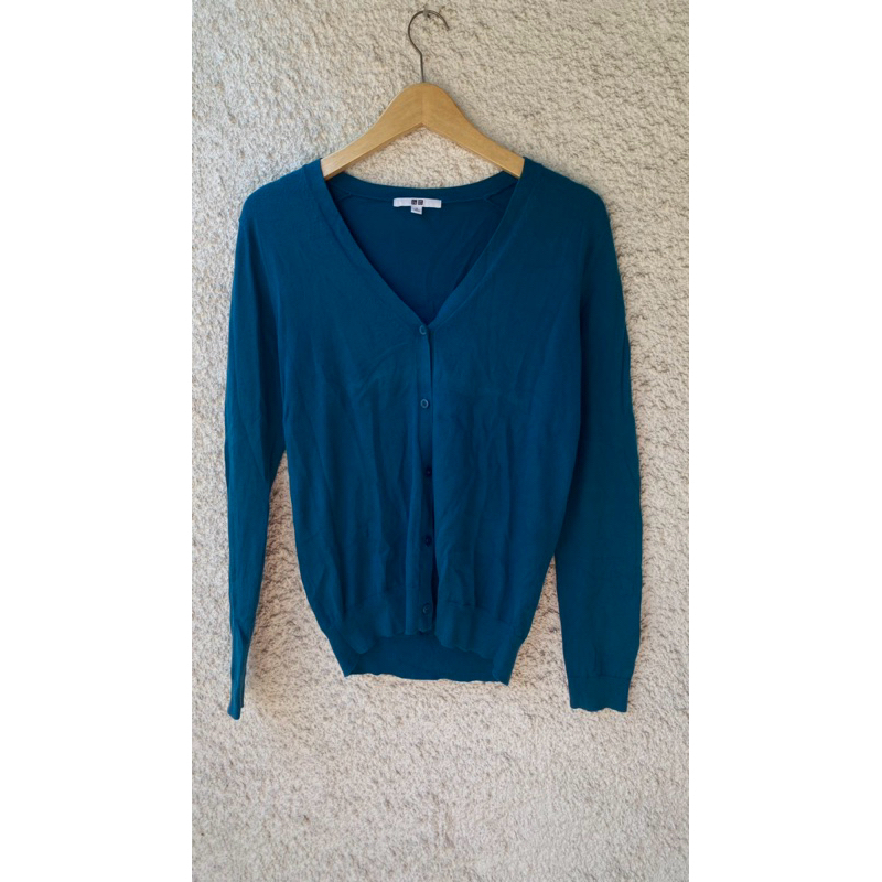 CARDIGAN UNIQLO RAJUT