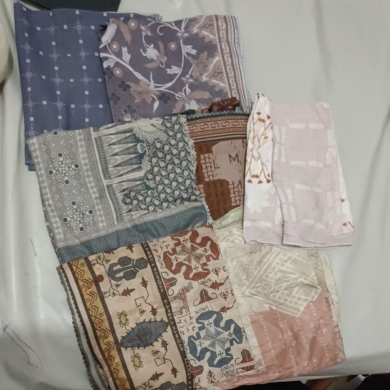 preloved scarf wearing klamby, heaven lights