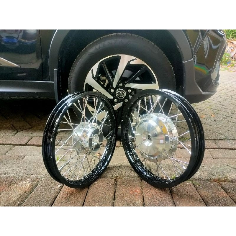 sepasang velg Vario 125 Beat Vario old Vario 150 velg UK 140/160/14
