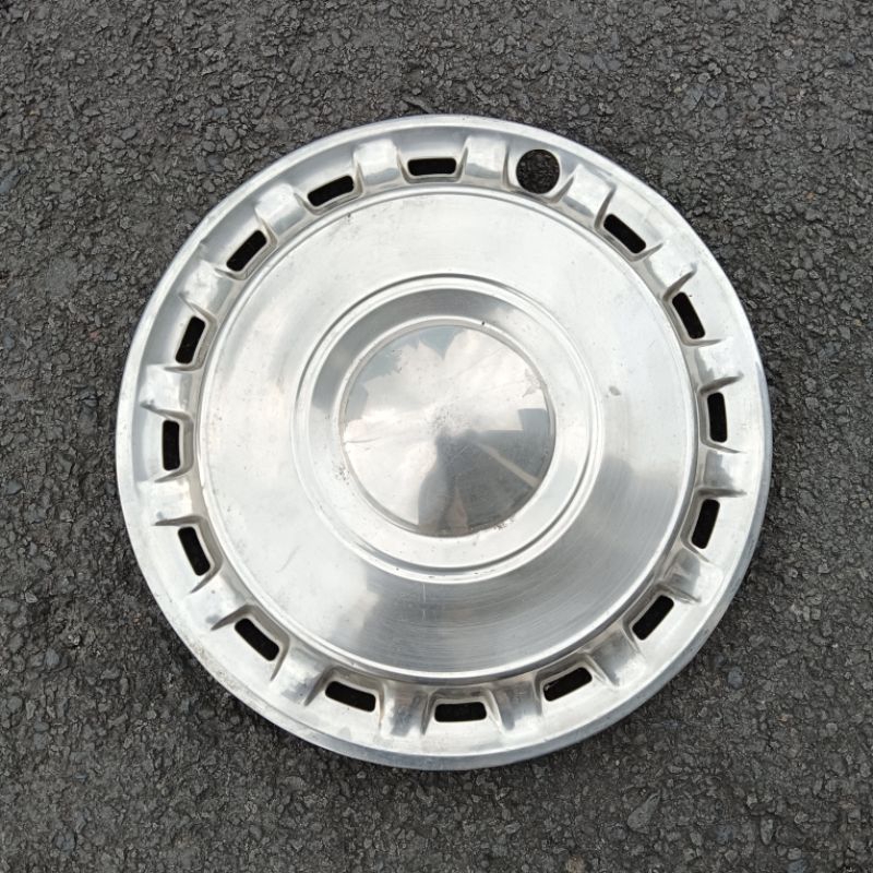 Dop Velg Kaleng klasik R13 ex toyota corona