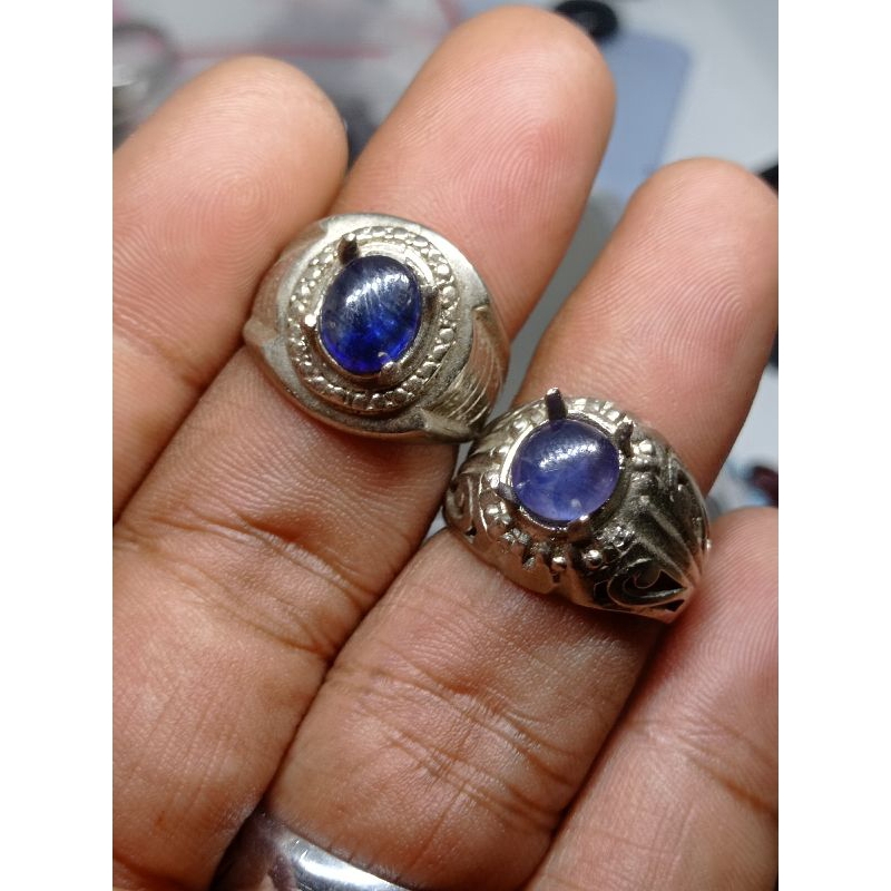 Natural blue sapphire afrika