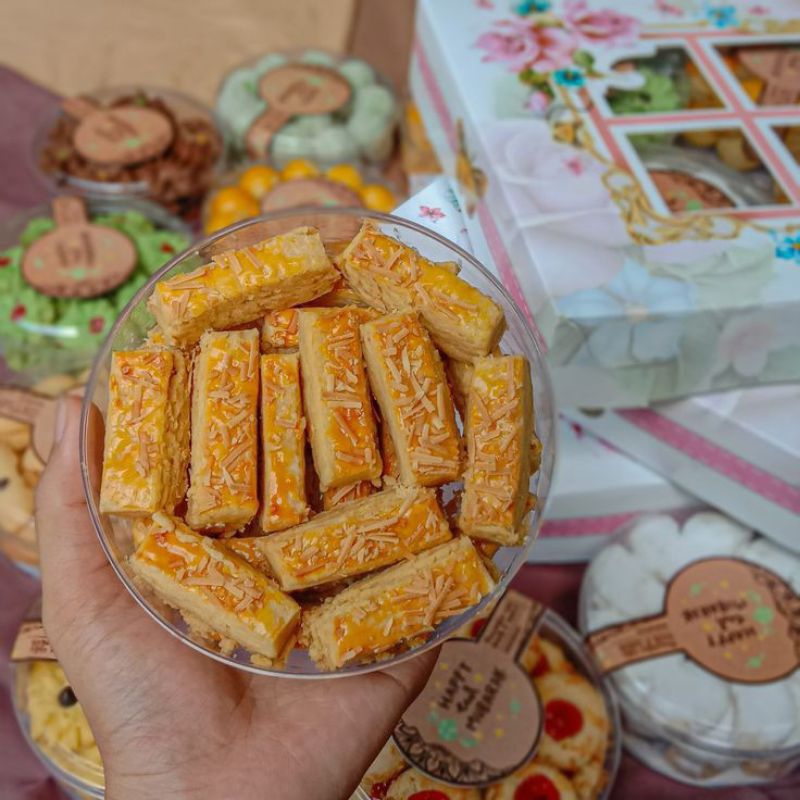 

KUE KASTENGEL KEJU PREMIUM