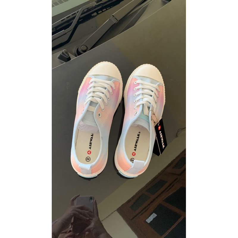 AIRWALK TARINA SIZE 40