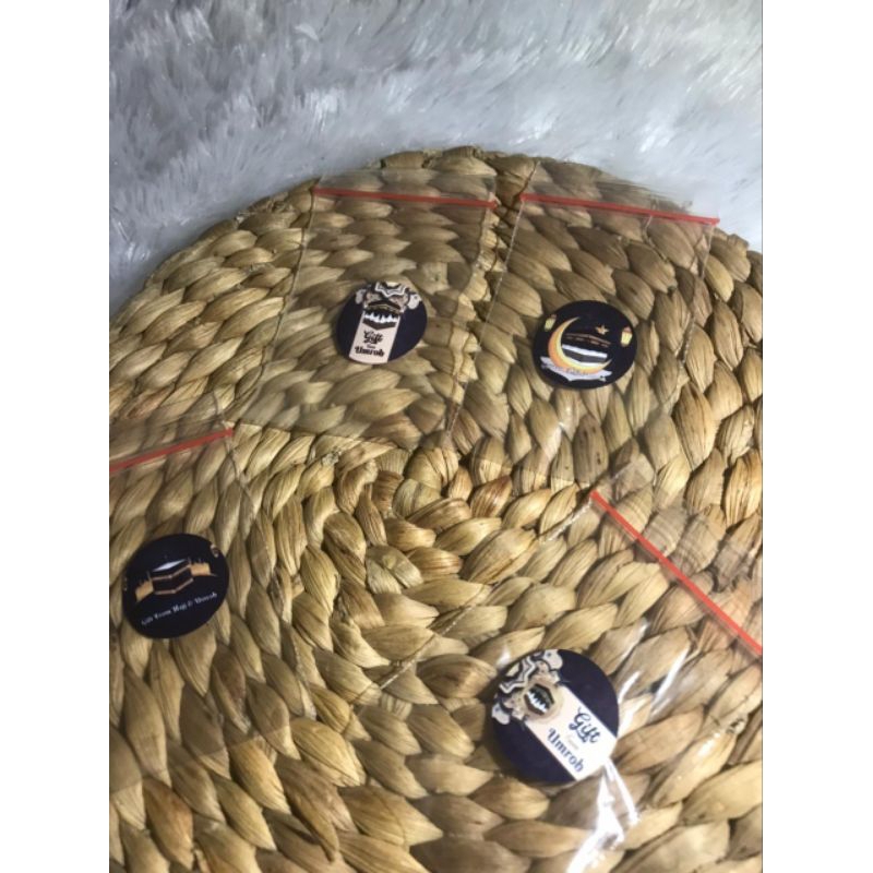

PLASTIK KLIP KECIL + STIKER OLEH-OLEH HAJI UMROH LIPS UKURAN 8X5 ( ISI 100 PCS )