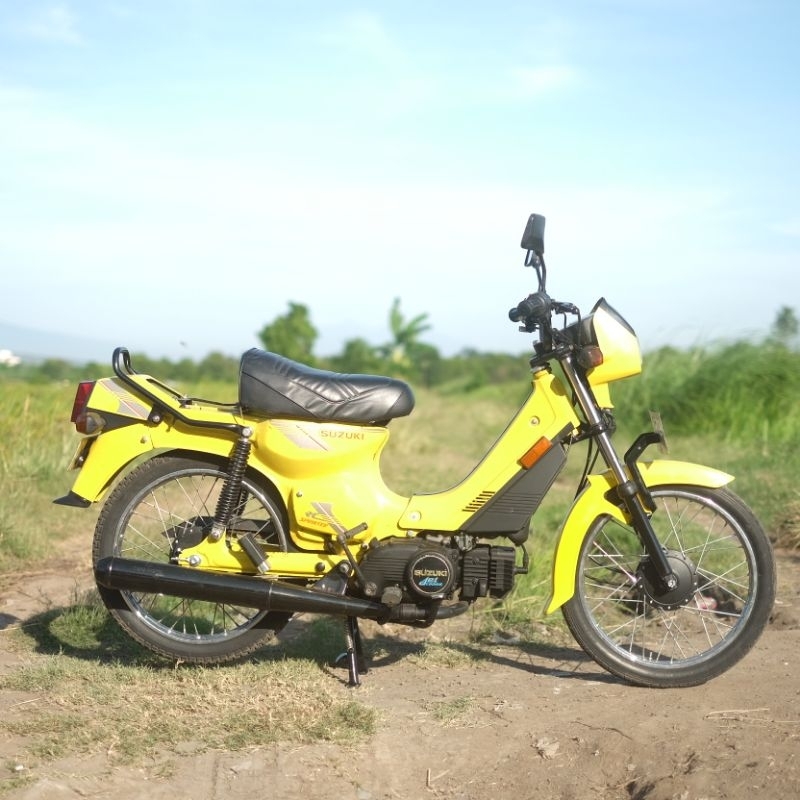 SUZUKI RC SPRINTER ASLI KUNING RESTORASI CAT BODY ORI