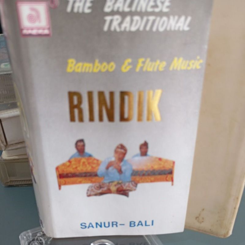 kaset balinesse traditionaln bambu dan flute rindik
