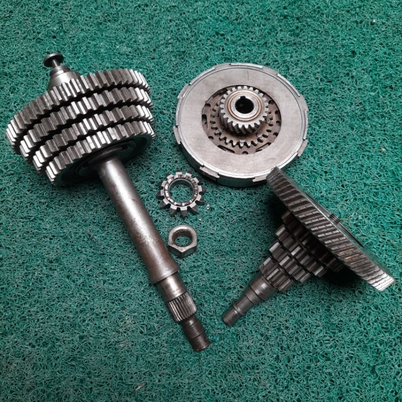 Gearset vespa strada gearbox vespa strada AOM original copotan