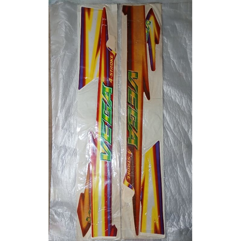 Striping stiker body kanan kiri full set VegaR lama warna Orange merk AJS