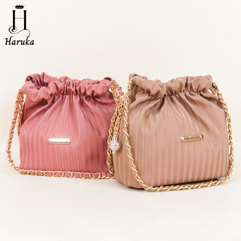 HANA OFFICIALSHOP- Tas Bahu Kerut Wanita Terbaru Bahan Nylon - Raine Bags