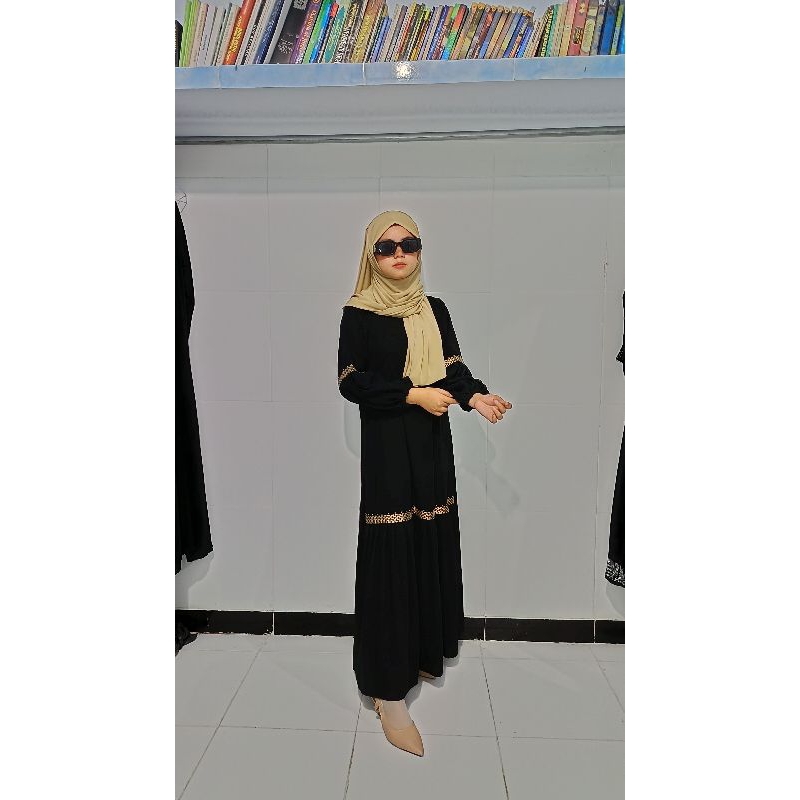 ABAYA HITAM REMPEL LENGAN BALON / 57 / GAMIS HITAM remaja simple anggun