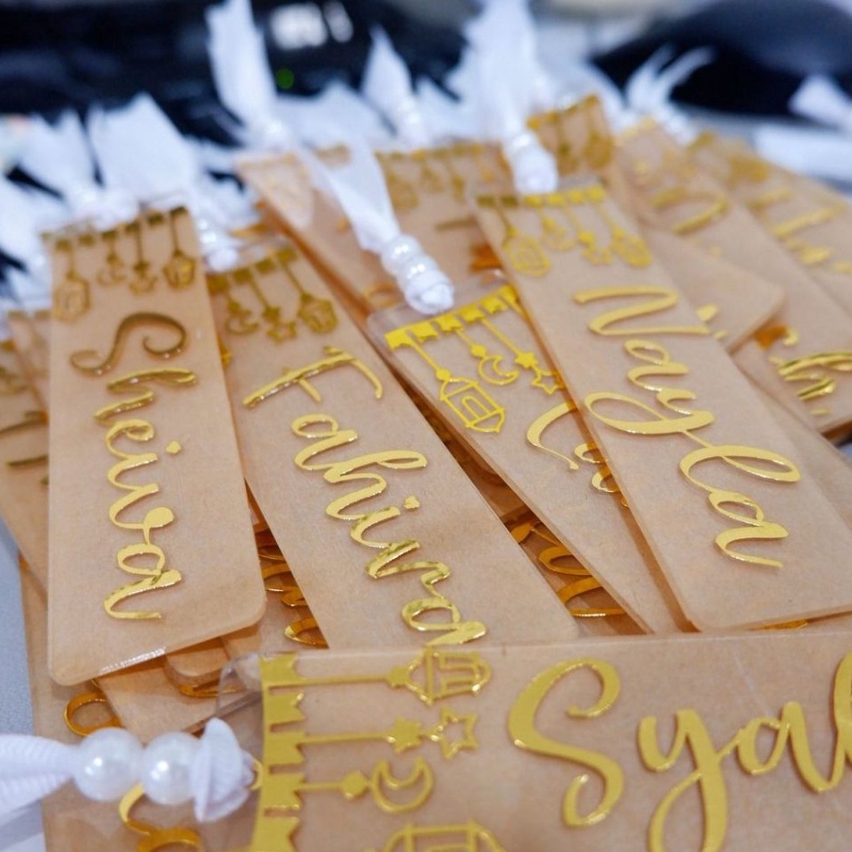 

Free Delivery Pembatas Buku Pembatas AlQuran Bookmark Akrilik custom nama