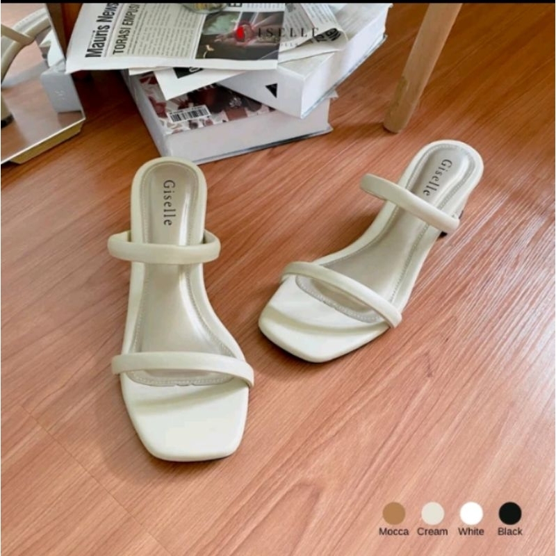 Preloved Naya Sandal Giselle Colls