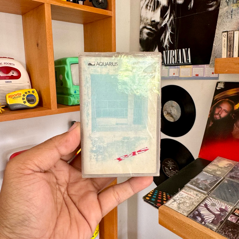 Kaset Pita / Tape / Walkman Segel NOS Pas Band 4 Through The Sap Original 100% Berfungsi / Tested In