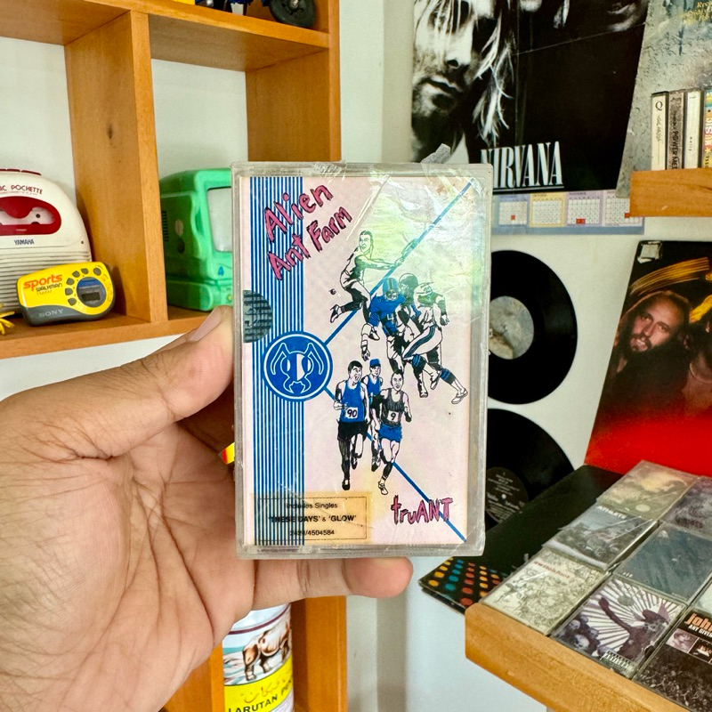 Kaset Pita / Tape / Walkman Segel NOS Alien Ant Farm Truant Original 100% Berfungsi / Tested Indones