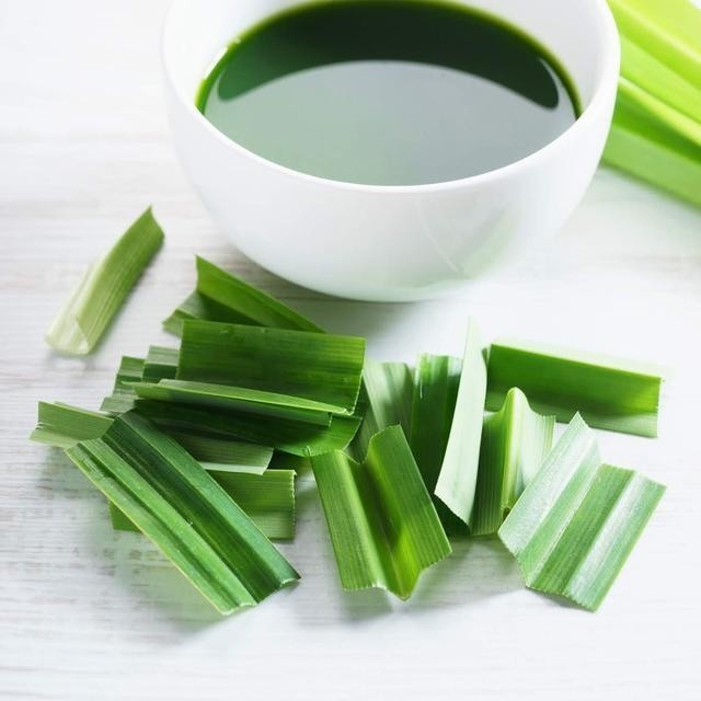 

Sirup Pandan 1,3Kg Premium Murah Meriah & Berkualitas !!!