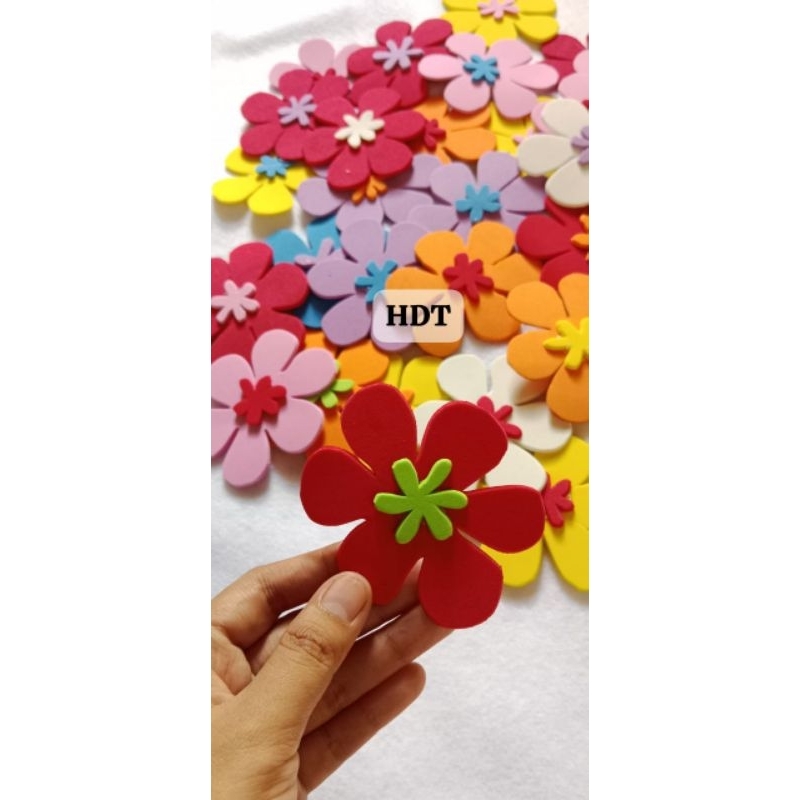 1pcs ukuran 8cm bunga mawar warna warni dari spon eva/busa ati