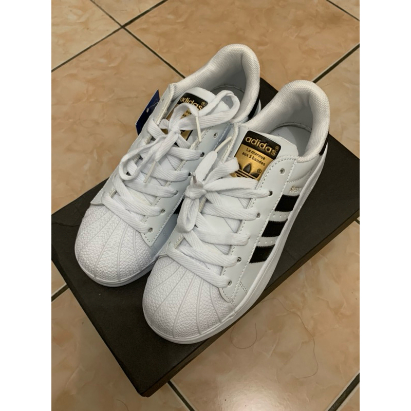 Adidas Superstar