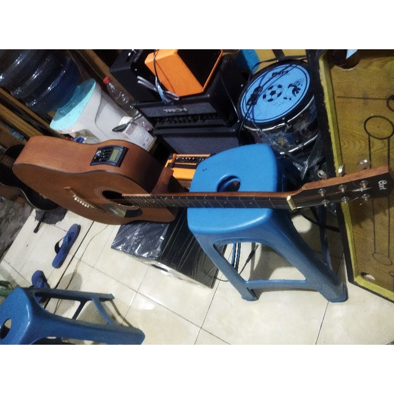 gitar akustik elektrik tuner cort bonus tass kabel kliper capo