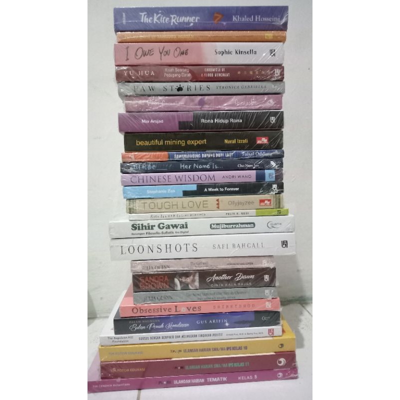 Buku dan Novel Cuci Gudang