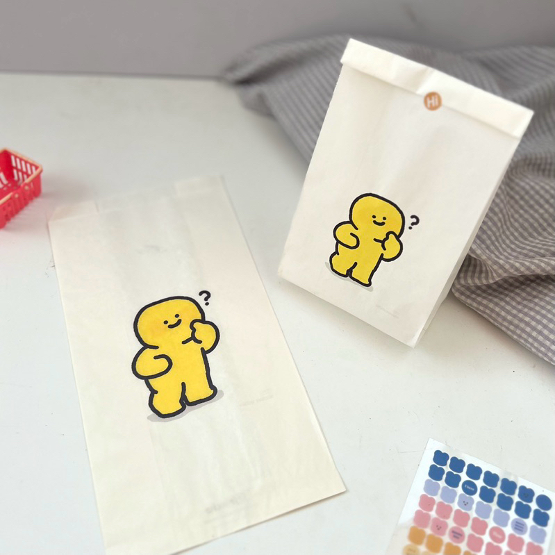 

Packaging gift Amplop putih motif confuse aesthetic vintage