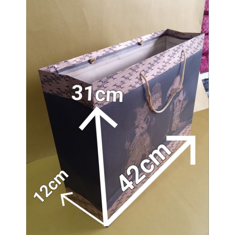 

paperbag wayang ukuran XL(42x12x31)cm isi 12pcs/pack