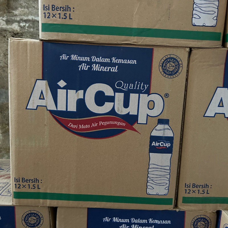 

air cup 1.500ml 1 dus isi 12 botol