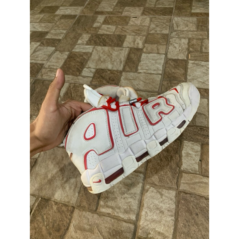 NIKE AIR UPTEMPO