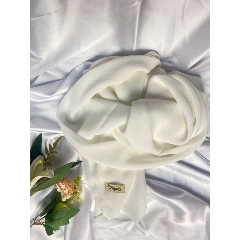 Hijab Plain Square / Segi Empat - Putih tulang / Broken White